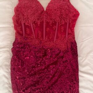 Red Sleeveless Sweetheart Bodycon Mini Dress